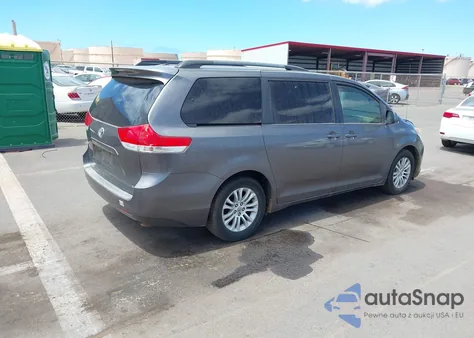 2014 Toyota Sienna Xle V6 7 Passenger Auto Access Seat/Xle V6 8 Passenger from USA, damaged, VIN 5TDYK3DC2ES438980